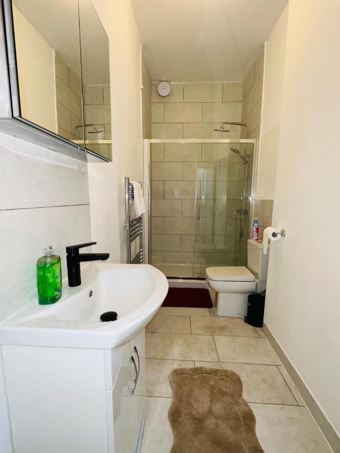 Newly Refurbished Two Bedrooms Flat St Leonards-on-Sea エクステリア 写真