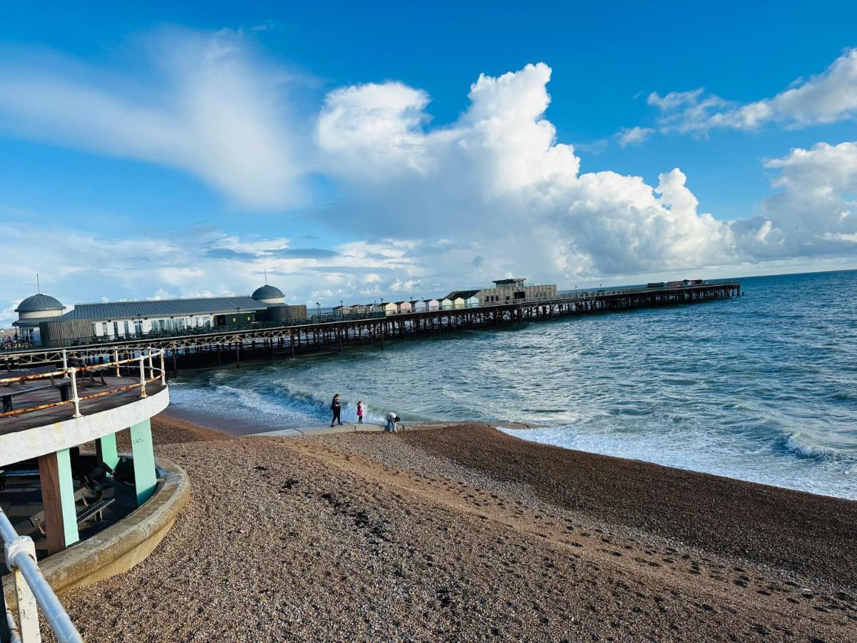 Newly Refurbished Two Bedrooms Flat St Leonards-on-Sea エクステリア 写真
