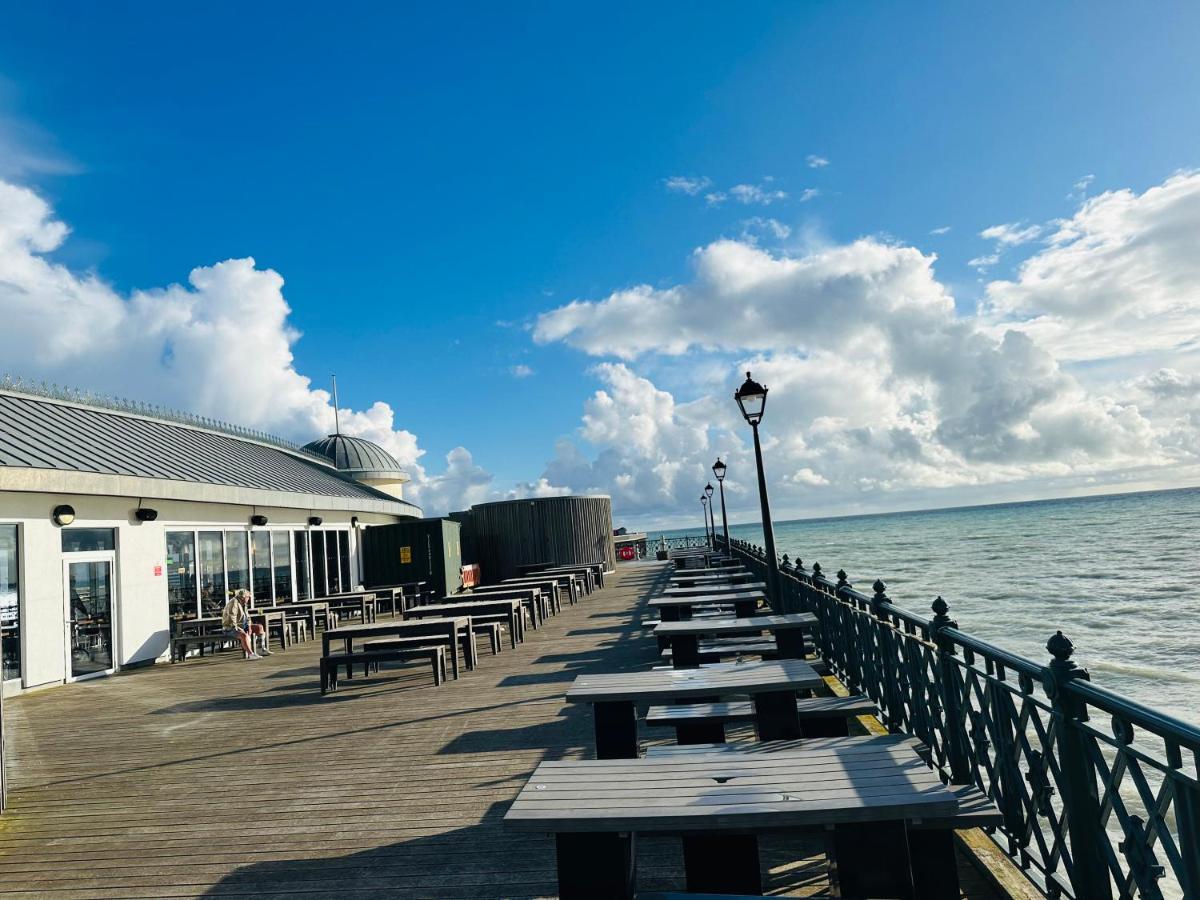 Newly Refurbished Two Bedrooms Flat St Leonards-on-Sea エクステリア 写真